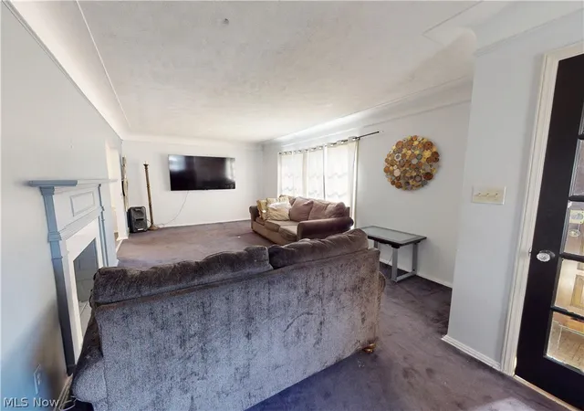 Photo 4 of Single family home for sale at 2168 Fenwick Rd, Cleveland, OH 44118 | MLS# 5232773 | Listing updated on 2026-09-01