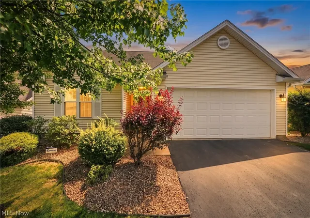 Photo 2 of Condo for sale at 843 Cedar Way, Youngstown, OH 44512 | MLS# 5234674 | Listing updated on 2026-08-27
