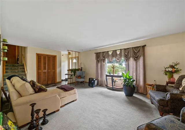 Photo 4 of Single family home for sale at 1590 Newcastle Cir, Akron, OH 44313 | MLS# 5234724 | Listing updated on 2026-08-07
