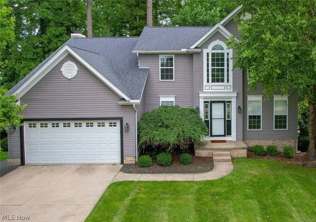Photo 1 of Single family home for sale at 4730 Squire Dr, Northfield, OH 44067 | MLS# 5234548 | Listing updated on 2026-08-24