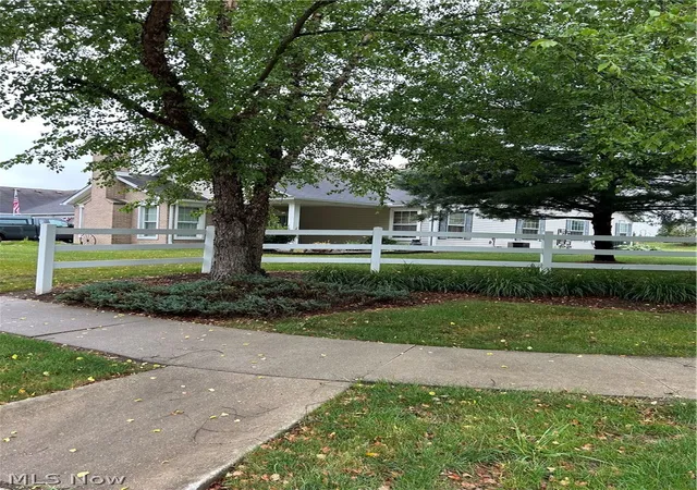 Photo 3 of Condo for sale at 1313 Wynridge Ave, Louisville, OH 44641 | MLS# 5234139 | Listing updated on 2026-09-29