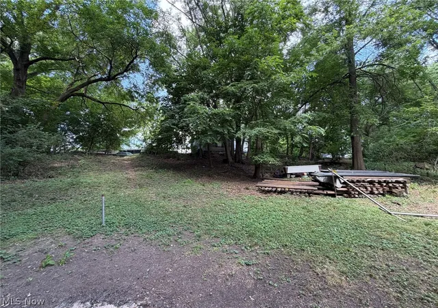 Photo 1 of Sale Pending at 524 4th Street Sw, Massillon, OH 44647 | MLS# 5234755 | Listing updated on 2026-08-26