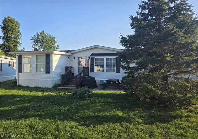 Photo 1 of Single family home for sale at 10154 Lady Catherine Ct, Streetsboro, OH 44241 | MLS# 5233968 | Listing updated on 2026-09-30