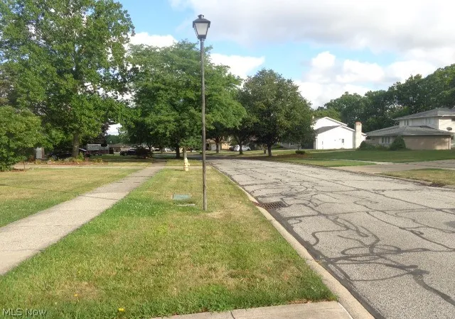 Photo 32 of Sale Pending at 7270 Lakeview Dr, Cleveland, OH 44129 | MLS# 5233162 | Listing updated on 2026-10-05