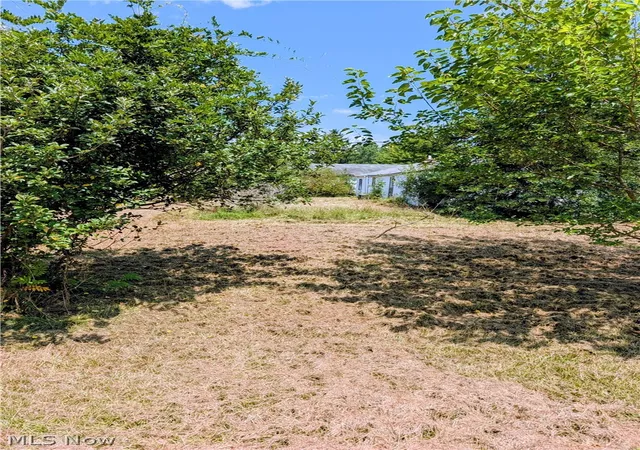 Photo 9 of Sale Pending at 344 2nd Street, Lake Milton, OH 44429 | MLS# 5234668 | Listing updated on 2026-08-12