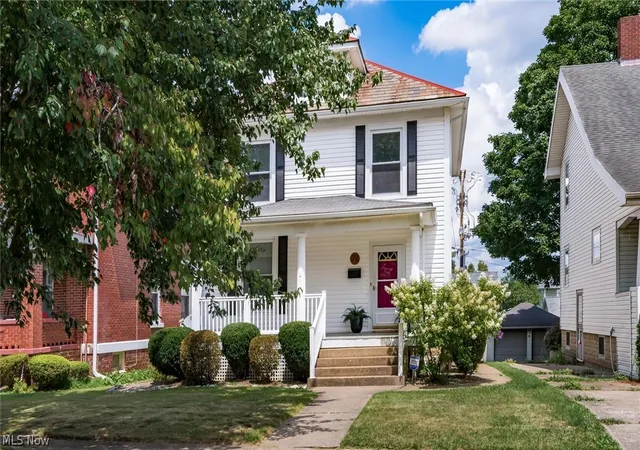 Photo 3 of Sale Pending at 711 St Louis Ave, Zanesville, OH 43701 | MLS# 5231462 | Listing updated on 2026-09-15