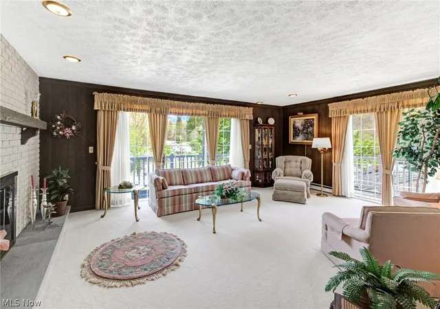 Photo 3 of Single family home for sale at 411 E Mohawk Dr, Malvern, OH 44644 | MLS# 5234680 | Listing updated on 2026-08-13