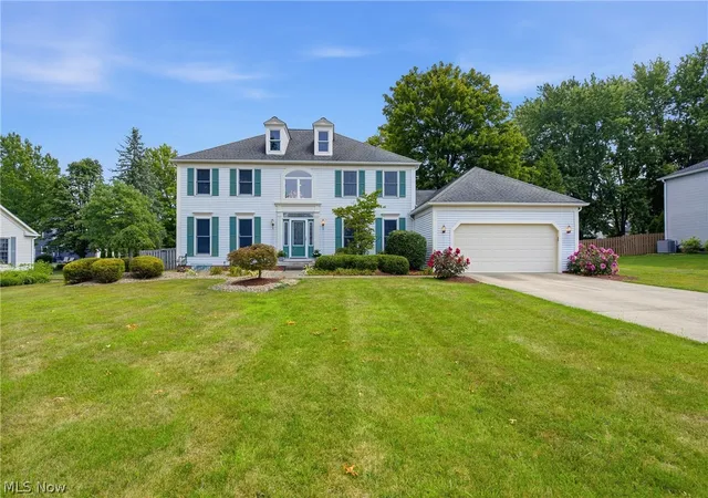 Photo 2 of Single family home for sale at 33541 Seneca Dr, Solon, OH 44139 | MLS# 5234719 | Listing updated on 2026-08-21