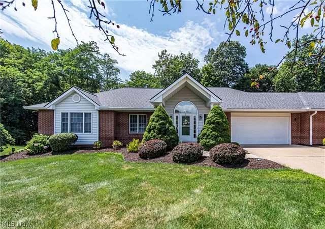 Photo 1 of Sale Pending at 952 Rosemarie Cir, Wadsworth, OH 44281 | MLS# 5234842 | Listing updated on 2026-08-14