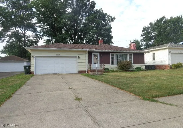 Photo 4 of Sale Pending at 2999 Jeanne Dr, Cleveland, OH 44134 | MLS# 5234268 | Listing updated on 2026-10-05