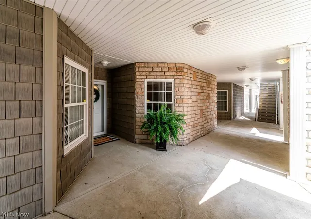 Photo 5 of Sale Pending at 3000 Whispering Shrs Dr, Vermilion, OH 44089 | MLS# 5233640 | Listing updated on 2026-08-14