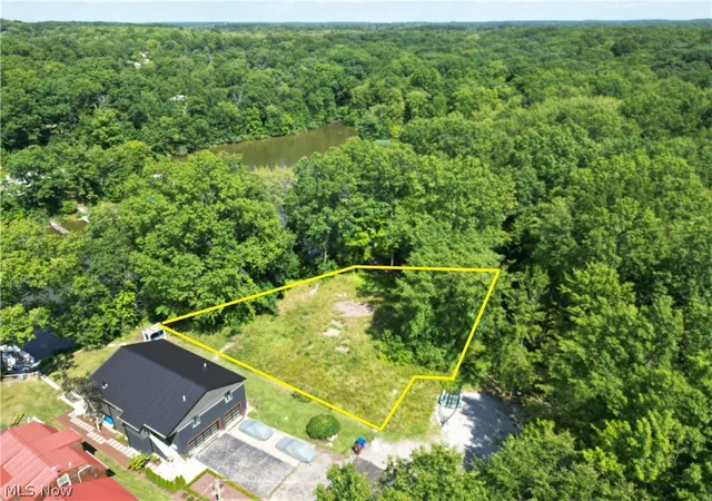 Photo 3 of Land for sale at Lakeview St, Lake Milton, OH 44429 | MLS# 5234413 | Listing updated on 2026-08-08