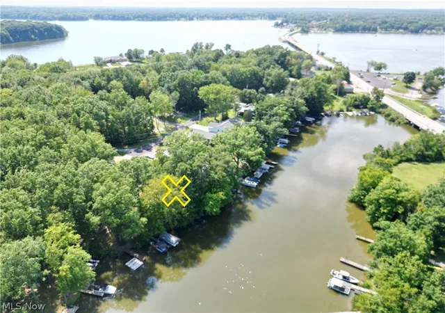 Photo 4 of Land for sale at Lakeview St, Lake Milton, OH 44429 | MLS# 5234413 | Listing updated on 2026-08-08