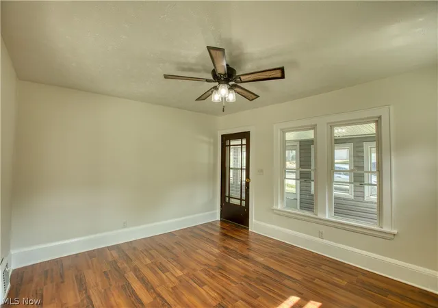 Photo 3 of Sale Pending at 293 E Cassell Ave, Barberton, OH 44203 | MLS# 5234528 | Listing updated on 2026-09-30