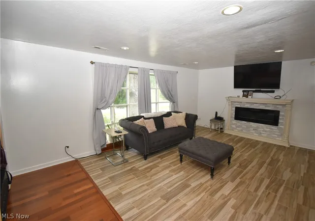 Photo 3 of Single family home for sale at 29663 Sutton Dr, North Olmsted, OH 44070 | MLS# 5234371 | Listing updated on 2026-09-15