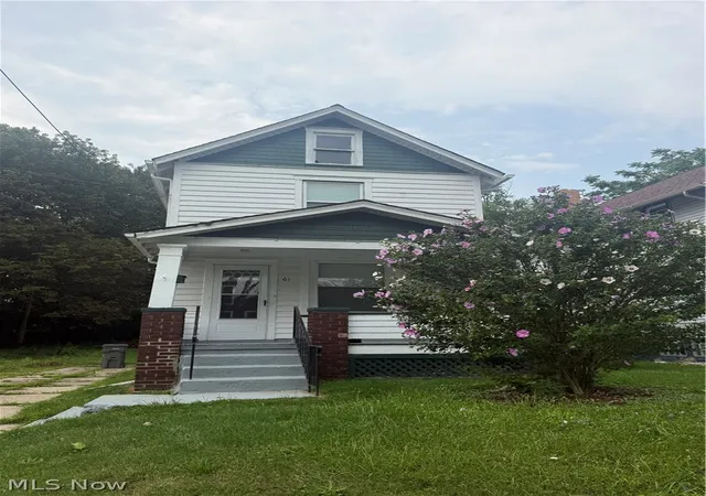 Photo 2 of Single family home for sale at 61 Saint Louis Ave, Youngstown, OH 44507 | MLS# 5234040 | Listing updated on 2026-10-03