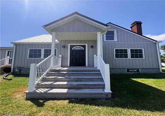 Photo 3 of Sale Pending at 125 Northwest St, Flushing, OH 43977 | MLS# 5234626 | Listing updated on 2026-08-29