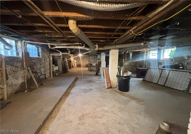 Listing Photo 2 - Condo for sale in building located at 3174 W 14th St, Cleveland, OH 44109 - Unit #