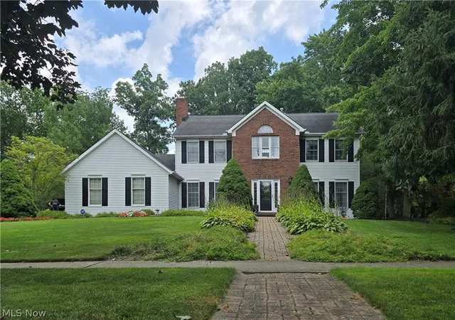 Photo 1 of Single family home for sale at 2867 Mapleview Ln, Avon, OH 44011 | MLS# 5233080 | Listing updated on 2026-08-08