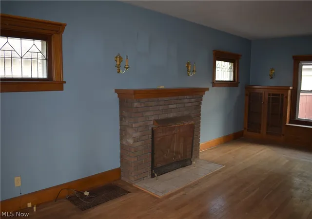 Photo 3 of Sale Pending at 368 Sexton St, Struthers, OH 44471 | MLS# 5234941 | Listing updated on 2026-08-28