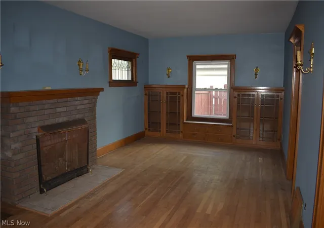 Photo 3 of Sale Pending at 368 Sexton St, Struthers, OH 44471 | MLS# 5234941 | Listing updated on 2026-08-28
