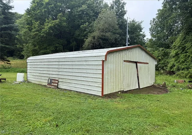 Photo 3 of Single family home for sale at 1027 Township Rd 3475, Perrysville, OH 44864 | MLS# 5235005 | Listing updated on 2026-08-17