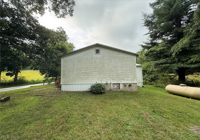 Photo 4 of Single family home for sale at 1027 Township Rd 3475, Perrysville, OH 44864 | MLS# 5235005 | Listing updated on 2026-08-17