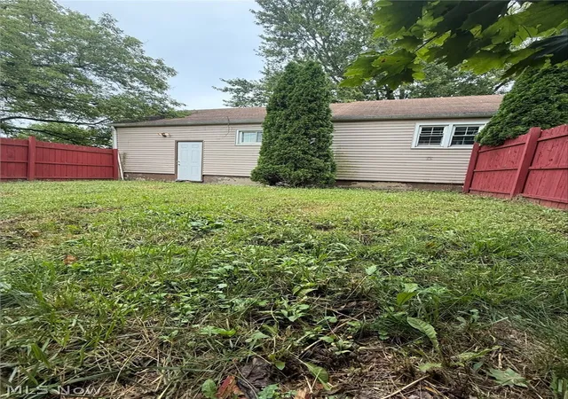 Photo 2 of Single family home for sale at 730 Pennsylvania Ave, Mansfield, OH 44905 | MLS# 5235020 | Listing updated on 2026-08-17