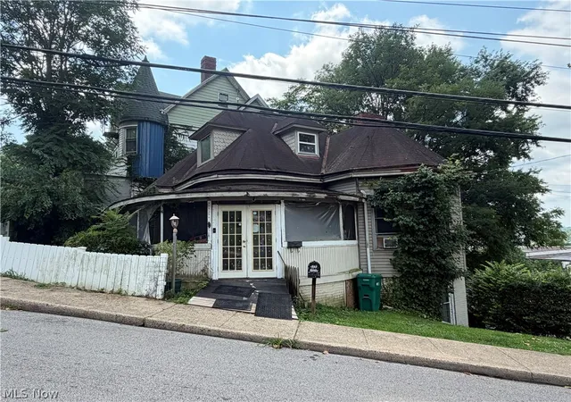 Photo 2 of Multi family home for sale at 750 Quincy St, Parkersburg, WV 26101 | MLS# 5235041 | Listing updated on 2026-08-08