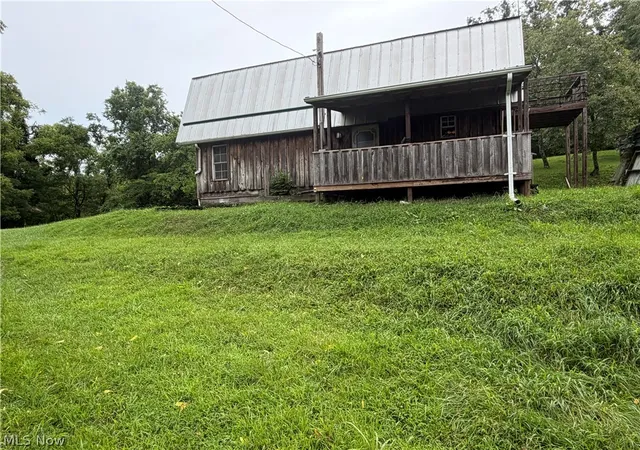 Photo 2 of Single family home for sale at 1215 California Ridge Rd, Belleville, WV 26133 | MLS# 5235056 | Listing updated on 2026-08-22