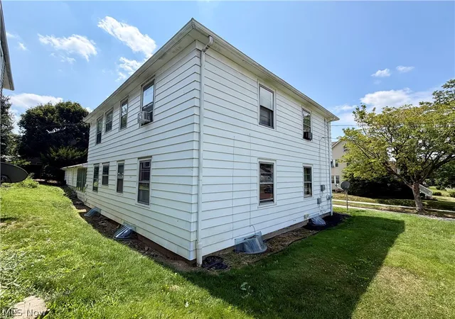Listing Photo 5 - Condo for sale in building located at 526 N Firestone Blvd, Akron, OH 44301