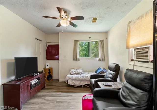 Photo 3 of Sale Pending at 2964 Pressler Rd, Green, OH 44685 | MLS# 5234994 | Listing updated on 2026-10-07
