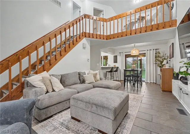 Photo 3 of Condo for sale at 1260 Boardman Canfield Rd #6, Youngstown, OH 44512 | MLS# 5233671 | Listing updated on 2026-09-16