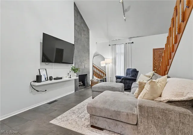 Photo 4 of Condo for sale at 1260 Boardman Canfield Rd #6, Youngstown, OH 44512 | MLS# 5233671 | Listing updated on 2026-09-16