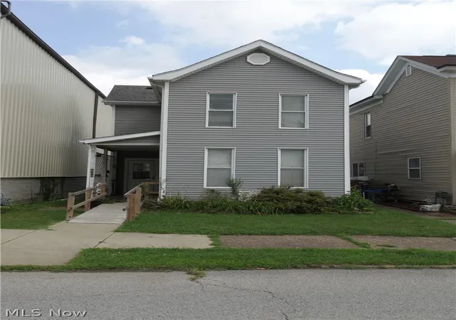 Photo 1 of Sale Pending at 808 S Zane Hwy, Martins Ferry, OH 43935 | MLS# 5235001 | Listing updated on 2026-09-17