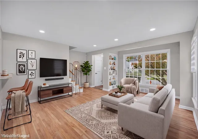 Photo 4 of Single family home for sale at 20905 Clare Ave, Maple Heights, OH 44137 | MLS# 5235127 | Listing updated on 2026-08-13