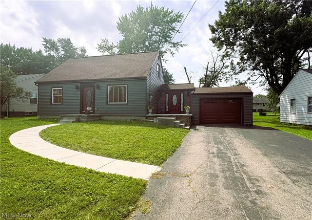 Photo 1 of Single family home for sale at 140 Aldrich, Youngstown, OH 44515 | MLS# 5235140 | Listing updated on 2026-08-28