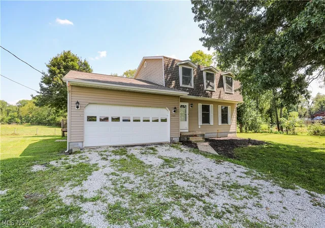 Single family home for sale at 1164 Hartville Rd, Atwater, OH 44201 | MLS# 5234880