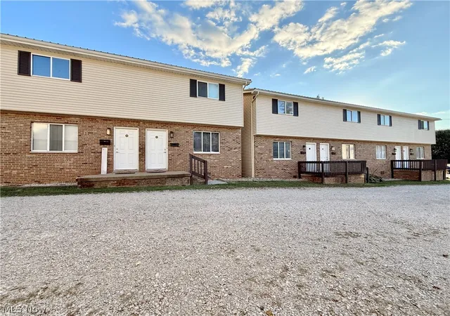 Photo 1 of Sale Pending at 2608 Avery St, Parkersburg, WV 26104 | MLS# 5234676 | Listing updated on 2026-09-30