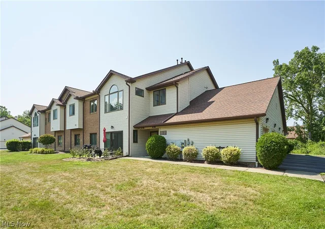 Photo 2 of Condo for sale at 7215 Channing Ln, Concord Township, OH 44060 | MLS# 5233713 | Listing updated on 2026-08-24