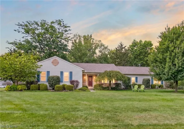 Photo 1 of Sale Pending at 634 Wellesley Cir, Avon Lake, OH 44012 | MLS# 5235096 | Listing updated on 2026-08-11