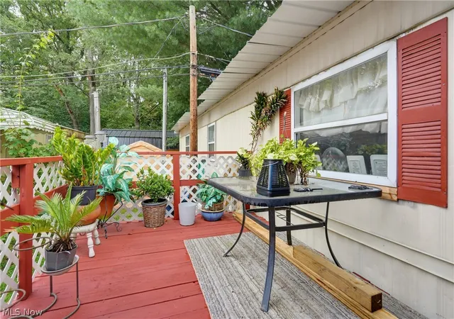 Photo 3 of Single family home for sale at 2349 Ivy Way St Ne, Canton, OH 44705 | MLS# 5234096 | Listing updated on 2026-09-26