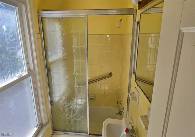Photo 23 of Sale Pending at 1111 Gordon Rd, Cleveland, OH 44124 | MLS# 5235198 | Listing updated on 2026-08-28
