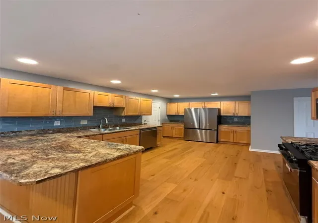 Photo 2 of Sale Pending at 118 Locust St, Oberlin, OH 44074 | MLS# 5235215 | Listing updated on 2026-08-18