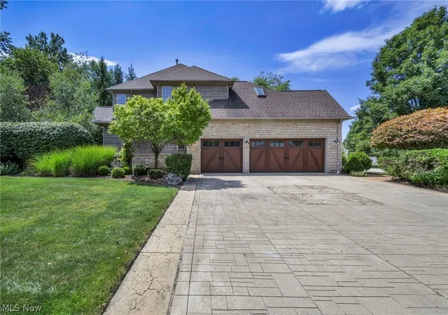 Photo 3 of Single family home for sale at 22131 Yarrow Trl, Strongsville, OH 44149 | MLS# 5234463 | Listing updated on 2026-08-20