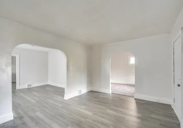 Listing Photo 5 - Condo for sale in building located at 11701 Gay Ave, Cleveland, OH 44105