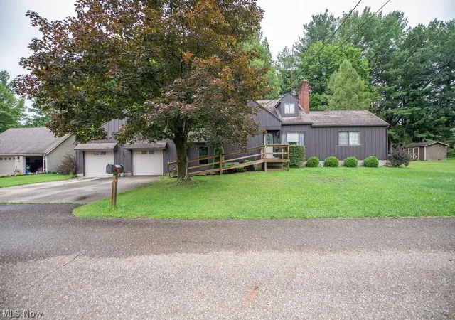 Single family home for sale at 1182 Washington St SW, Sherrodsville, OH 44675 | MLS# 5235253