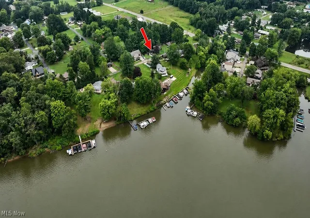 Photo 2 of Single family home for sale at 1182 Washington St Sw, Sherrodsville, OH 44675 | MLS# 5235253 | Listing updated on 2026-08-10