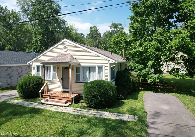 Photo 28 of Single family home for sale at 17448 Laurel Ave, Lake Milton, OH 44429 | MLS# 5234792 | Listing updated on 2026-08-31
