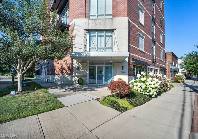 Photo 2 of Condo for sale at 12701 Larchmere Blvd #3B, Cleveland, OH 44120 | MLS# 5235133 | Listing updated on 2026-08-21